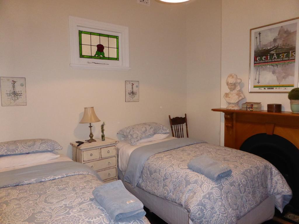 פרת'' Lakeside Bed & Breakfast מראה חיצוני תמונה